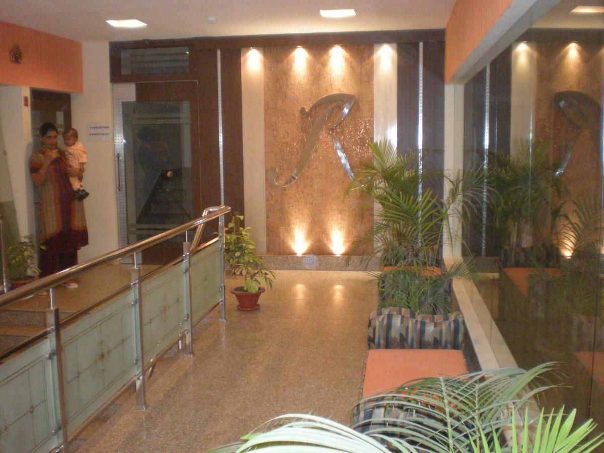 Hotel Rajawas Dibrugarh Exterior foto